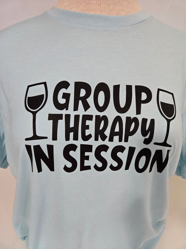 T-Shirt - Wine Lover "GROUP THERAPY SESSION" tee XLARGE, XLG, XL