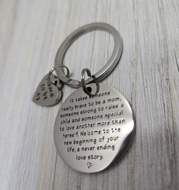 Keychain - Expectant Mother to Be Announcement NEW MOTHER TO BE EXPECTING