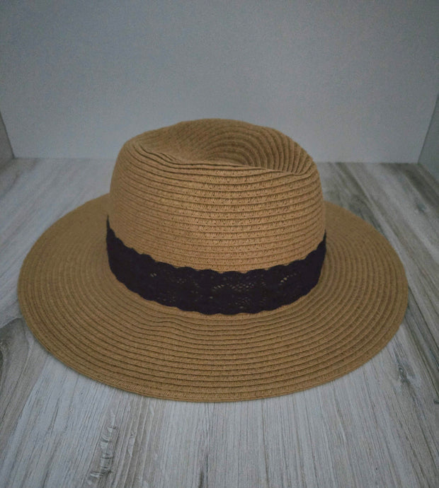 HAT - Straw Sun Hat Medium Wide Brim Hat Ladie's black band